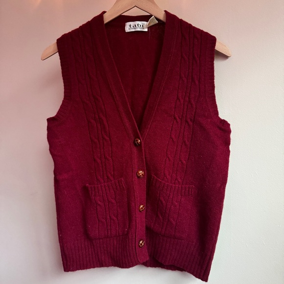 🎄100% Wool Vintage Burgundy Sweater Vest - Picture 3 of 6